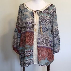 Umgee Boho Flowy Peasant Blouse W/ Lace Trim. Sz S